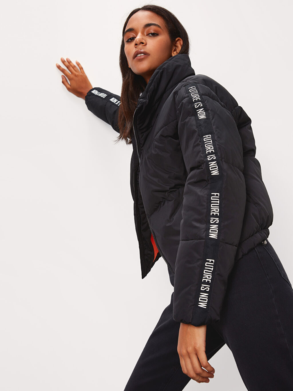 Hizmetci Toplanti Dalgic Lcw Bayan Mont Sisme Imaghis Net