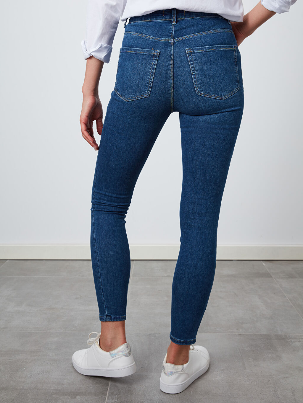 Super Skinny Fit Women's Jeans 9WJ054Z8507 9WJ054Z8507 LC Waikiki