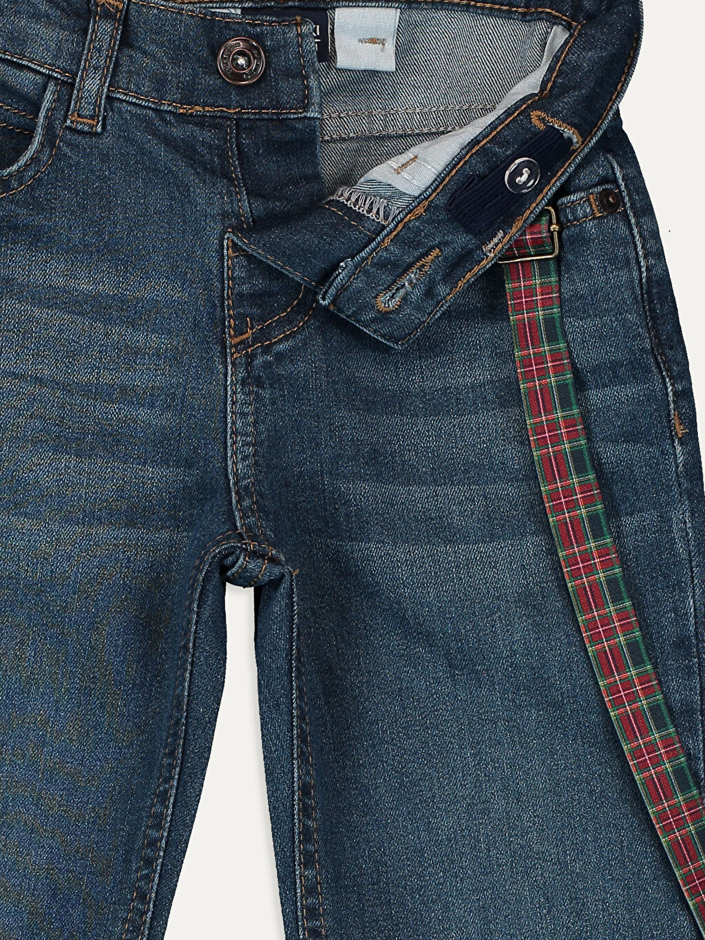 İndigo İndigo Erkek Çocuk Jean Pantolon ve Askı LC Waikiki İndigo İndigo Erkek Çocuk Jean Pantolon ve Askı LC Waikiki