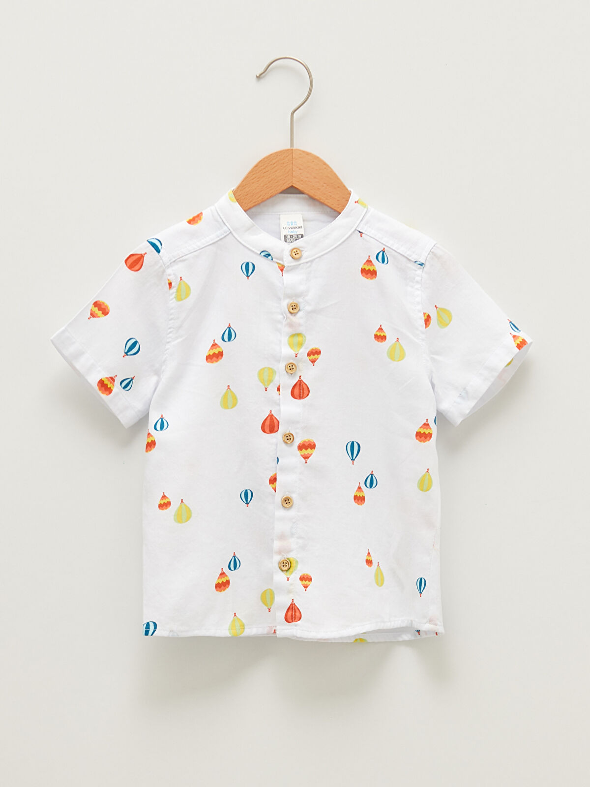 Beyaz Hakim Yaka Kısa Kollu Desenli Erkek Bebek Gömlek