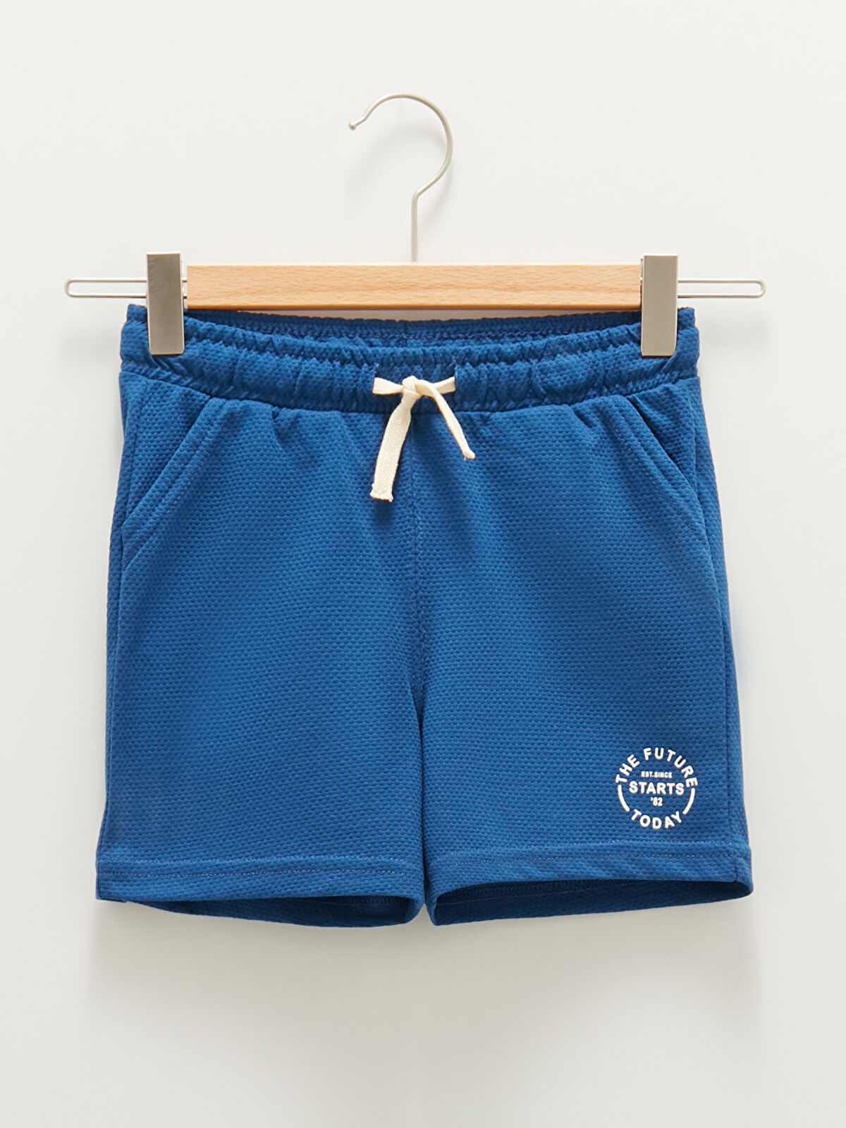 Mavi Beli Lastikli Baskılı Erkek Çocuk Şort LC Waikiki