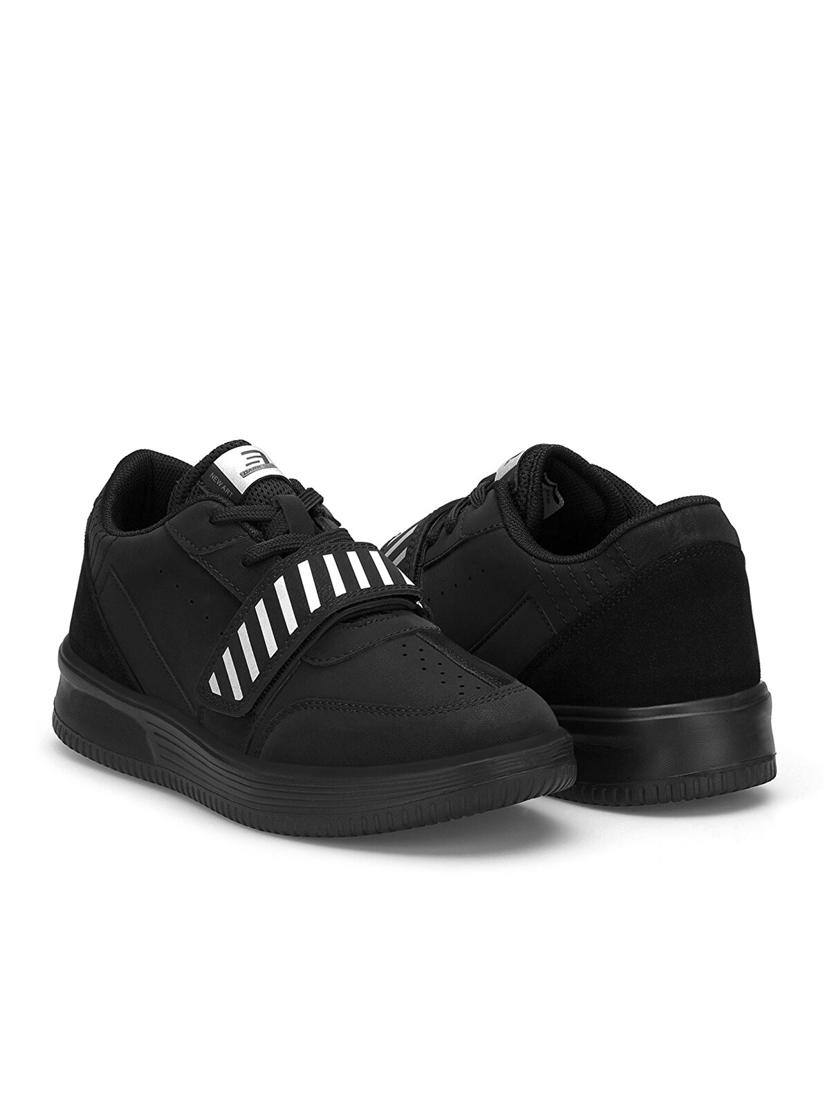Siyah Bağcık ve Cırt Cırtlı Erkek Spor Ayakkabı - W1LM07Z8-HRD - LC