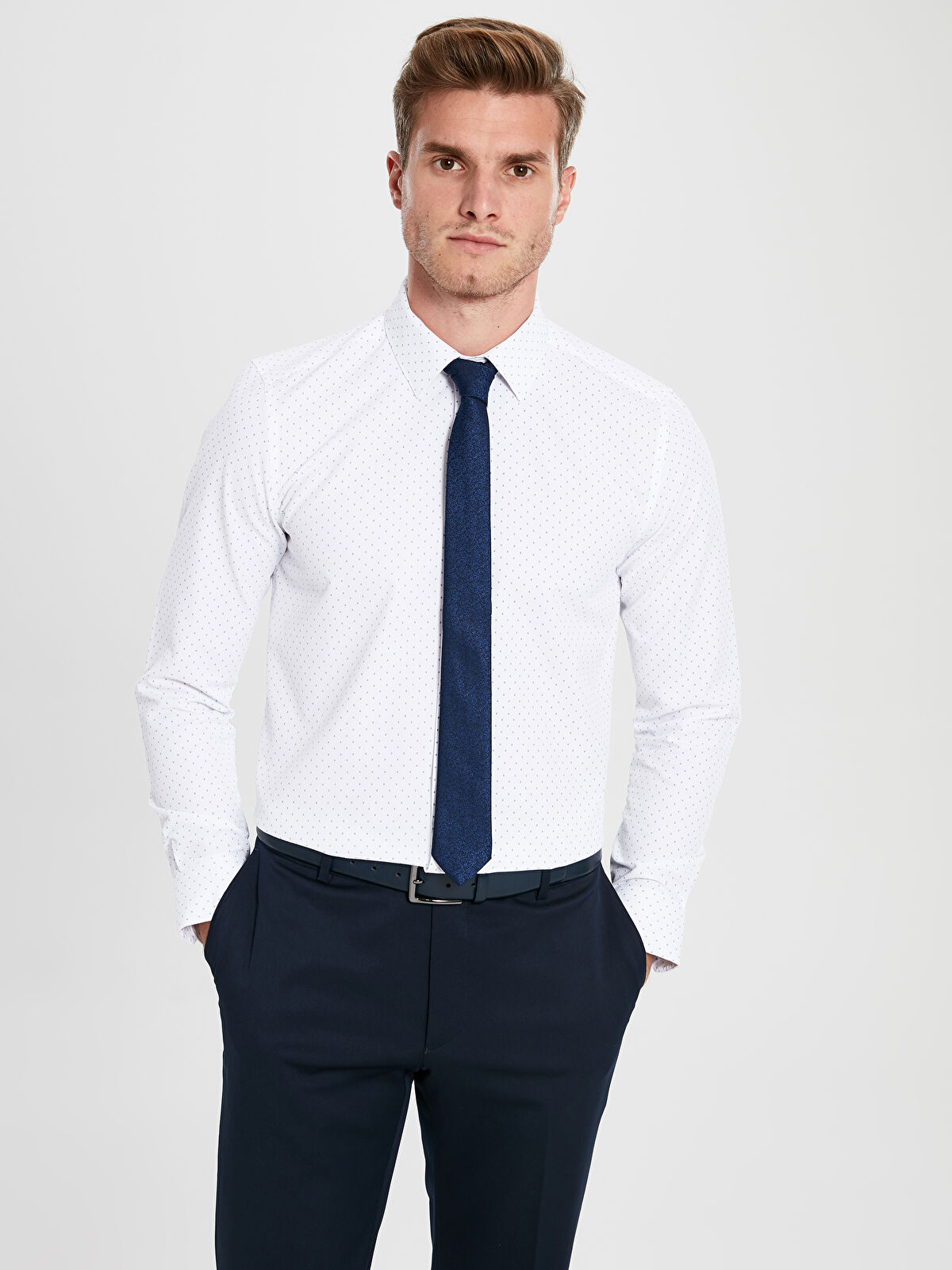 Mavi Slim Fit Uzun Kollu Armurlu Gomlek Lc Waikiki
