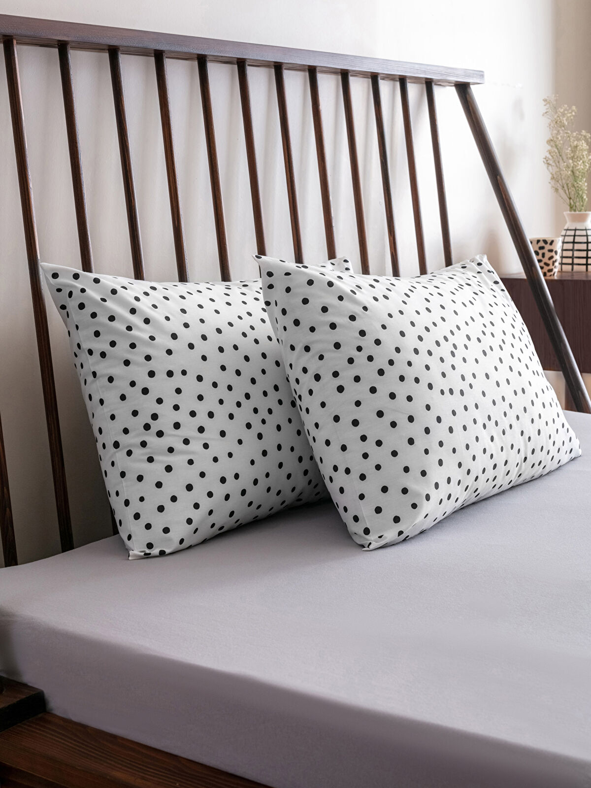 Polka dot pillowcase store