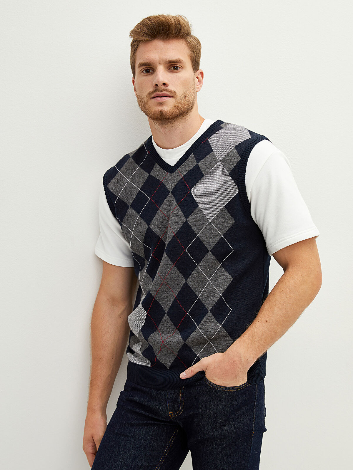 Men's v neck argyle sweater hotsell