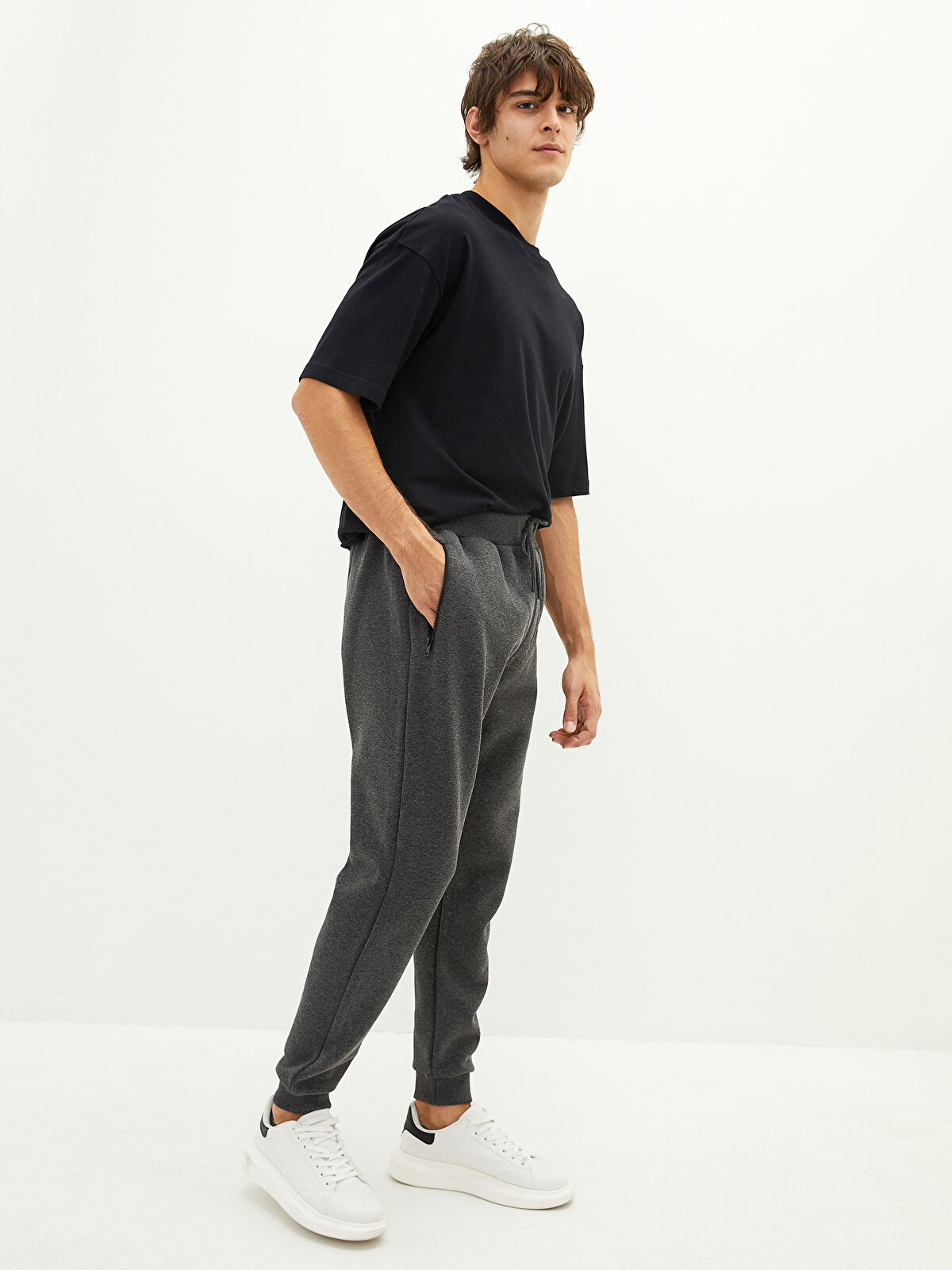 LC WAIKIKI Slim Fit Men's Thick Jogger Sweatpants -W17496Z8
