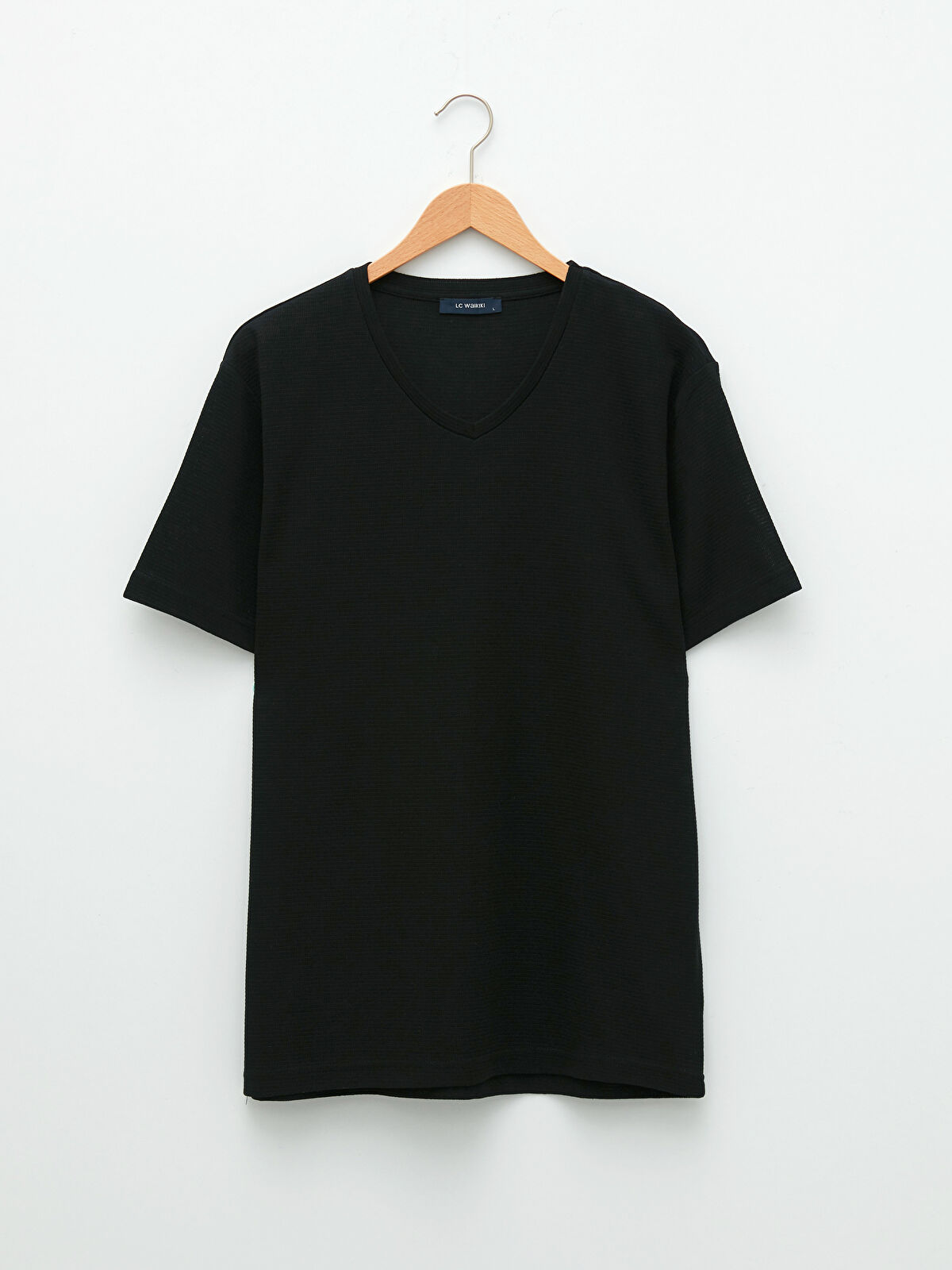 H&m black v neck hotsell t shirt