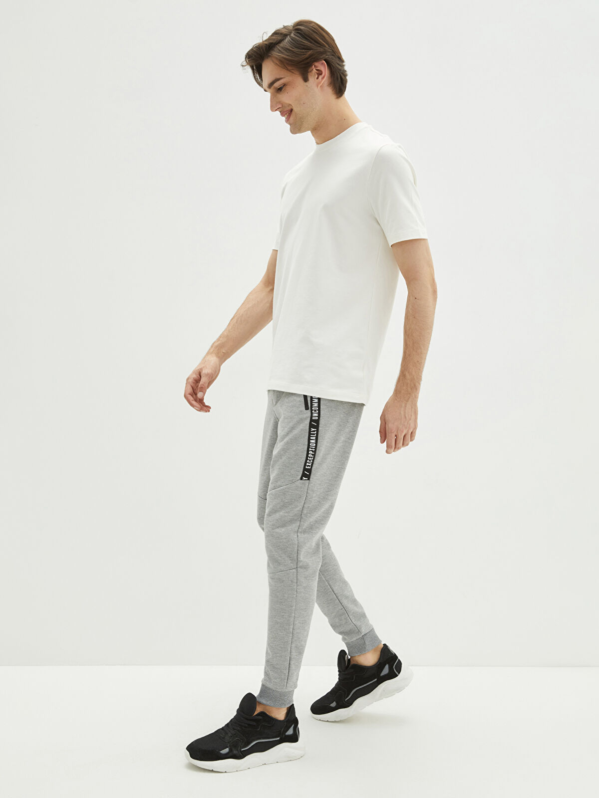 Skinny jogger sale sweatpants
