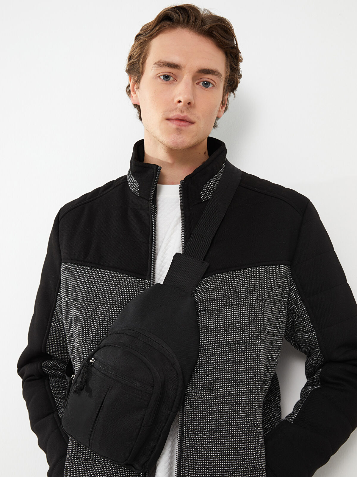 Insert Scarf Blazer (201BL003-F508-BLACK)