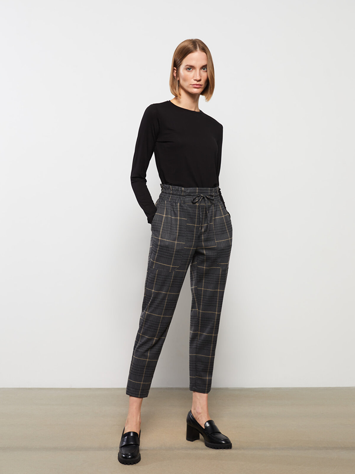 Reckless Distressed Check Trousers – Disturbia