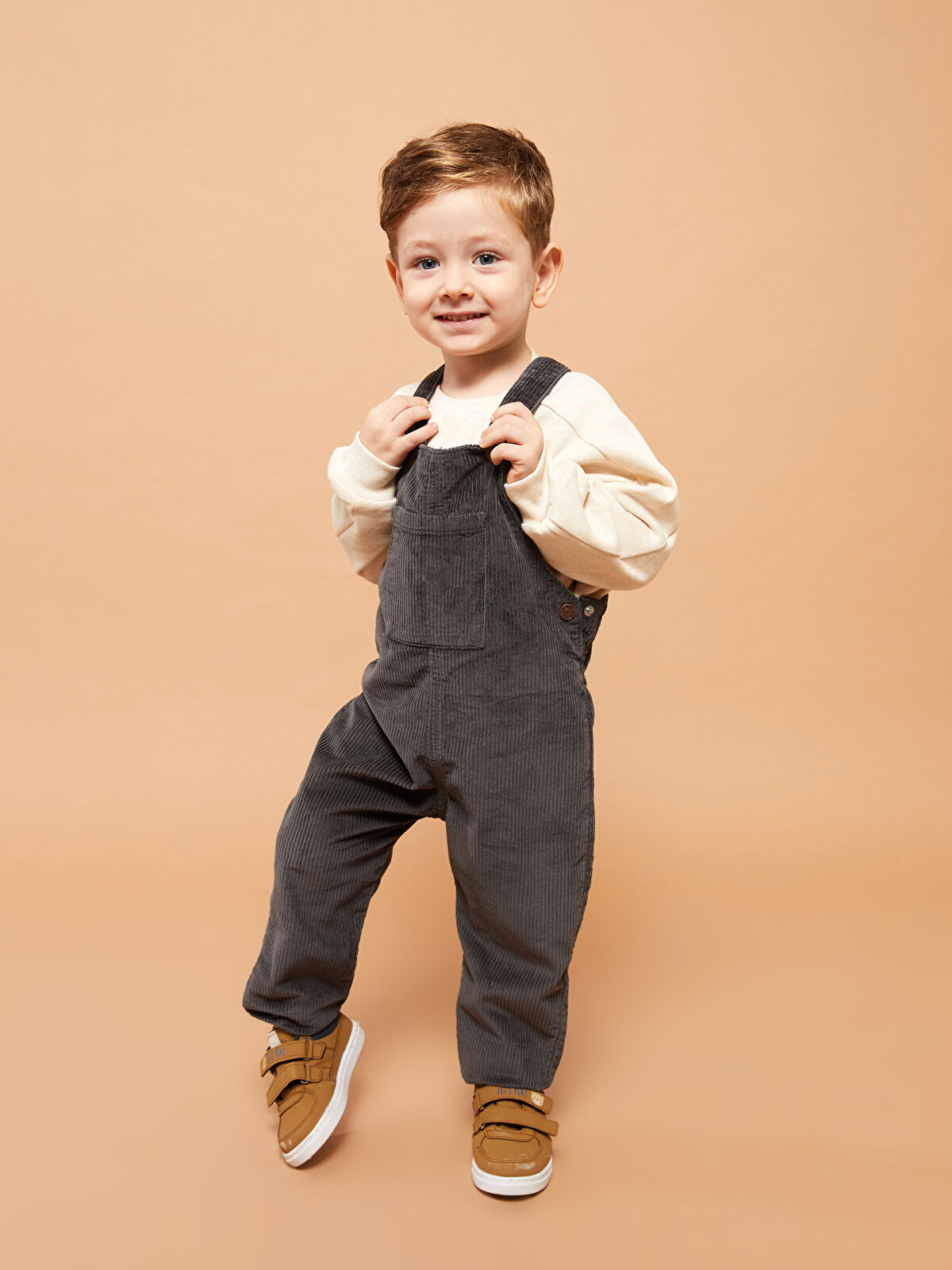 LC WAIKIKI Square Neck Basic Baby Boy Velvet Bib and Brace