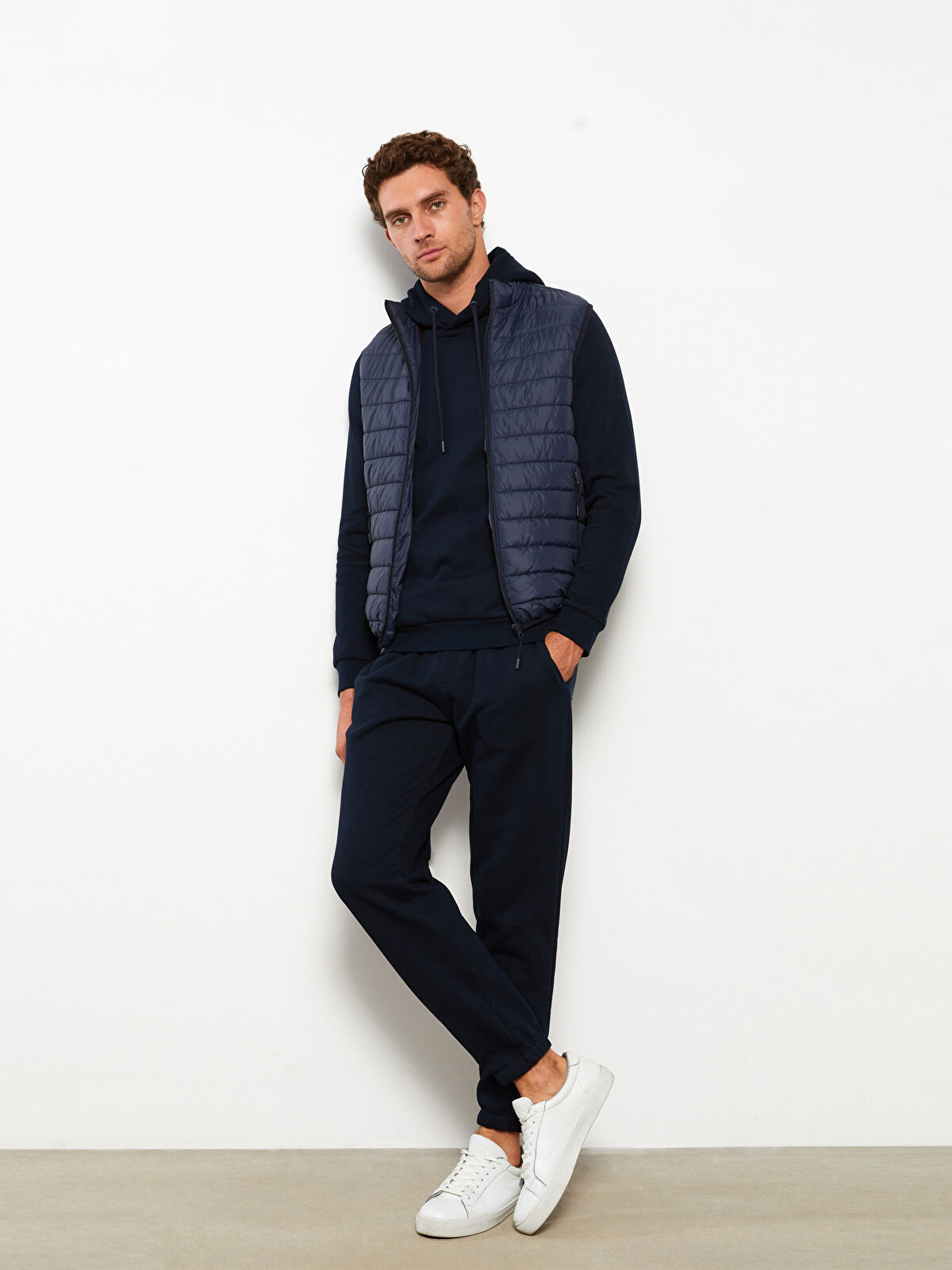 Standard Fit Men's Thick Jogger Sweatpants -W2H307Z8-RFH