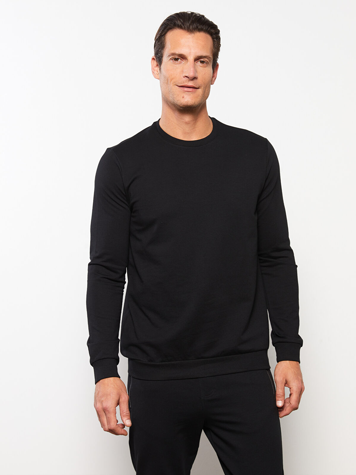 Long sleeve shop crew neck sweatshirt