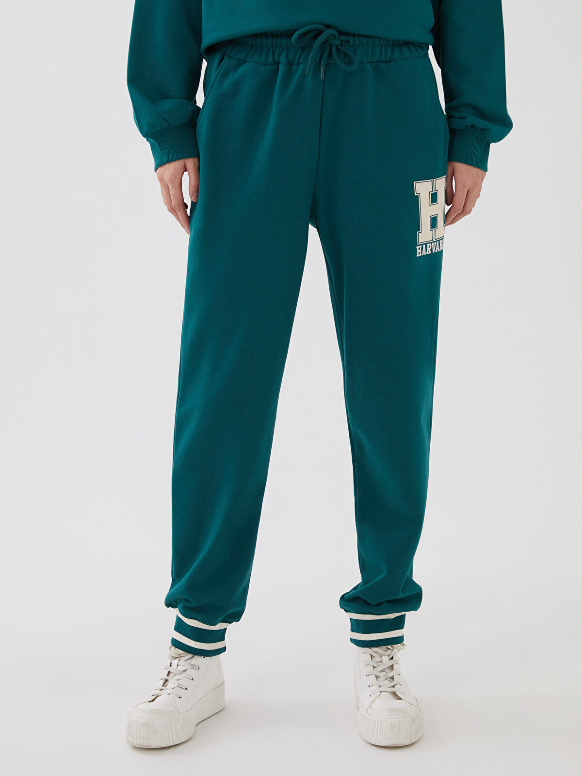 Harvard sweatpants deals