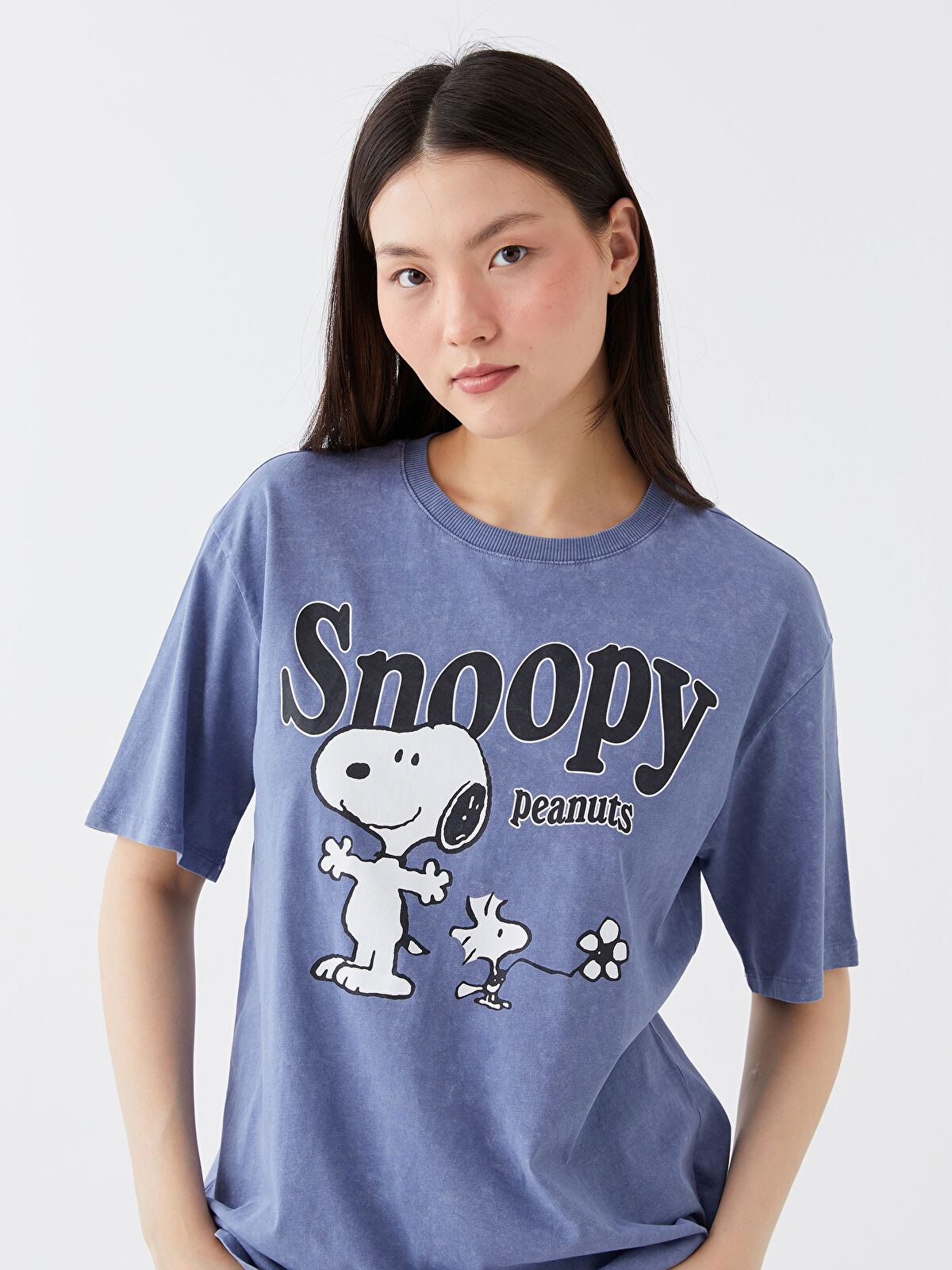 Crew Neck Snoopy Printed Short Sleeve Oversize Women's T-Shirt  -S3FU79Z8-466 - S3FU79Z8-466 - LC Waikiki