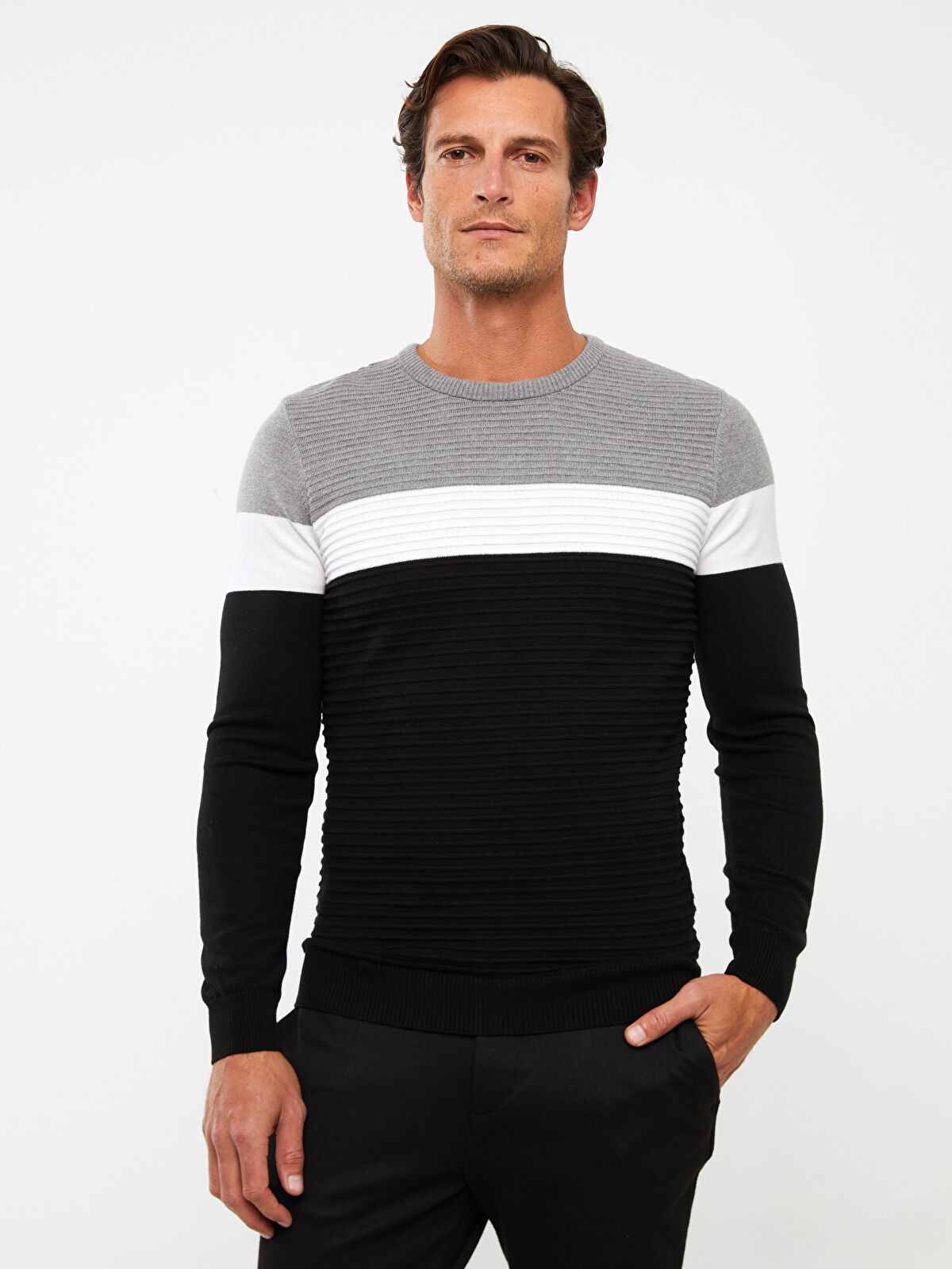 Crew Neck Long Sleeve Men s Tricot Sweater with Color Block