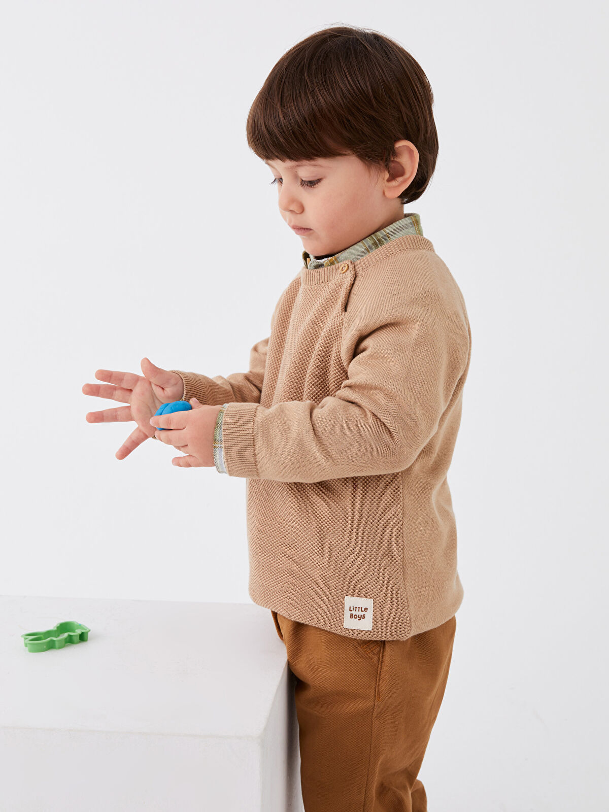 Boys tan sweater discount