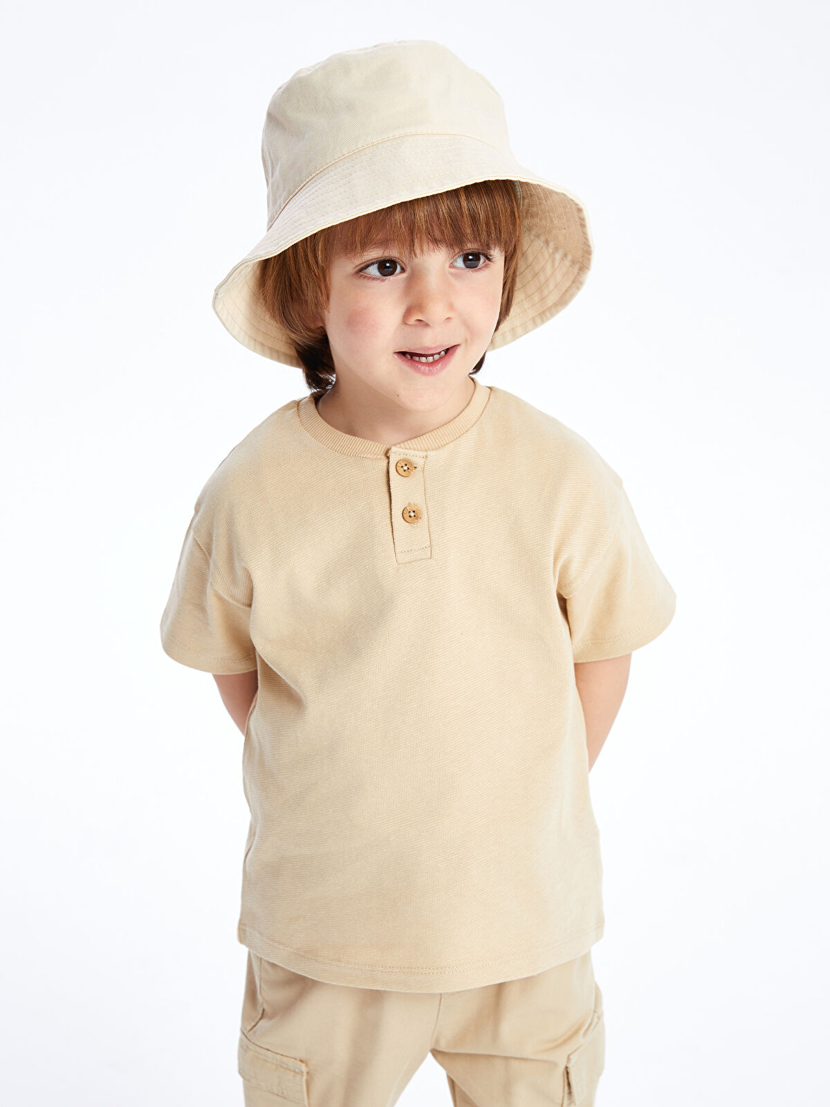 Crew Neck Short Sleeve Textured Fabric Baby Boy T-Shirt -S4FP89Z1-FFR -  S4FP89Z1-FFR - LC Waikiki