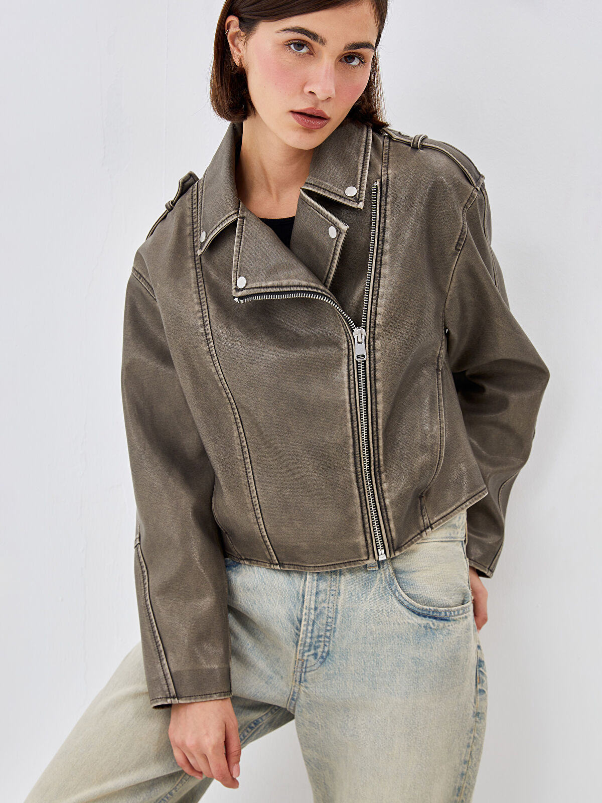 Biker Collar Women's Leather Look Jacket -W41107Z8-502