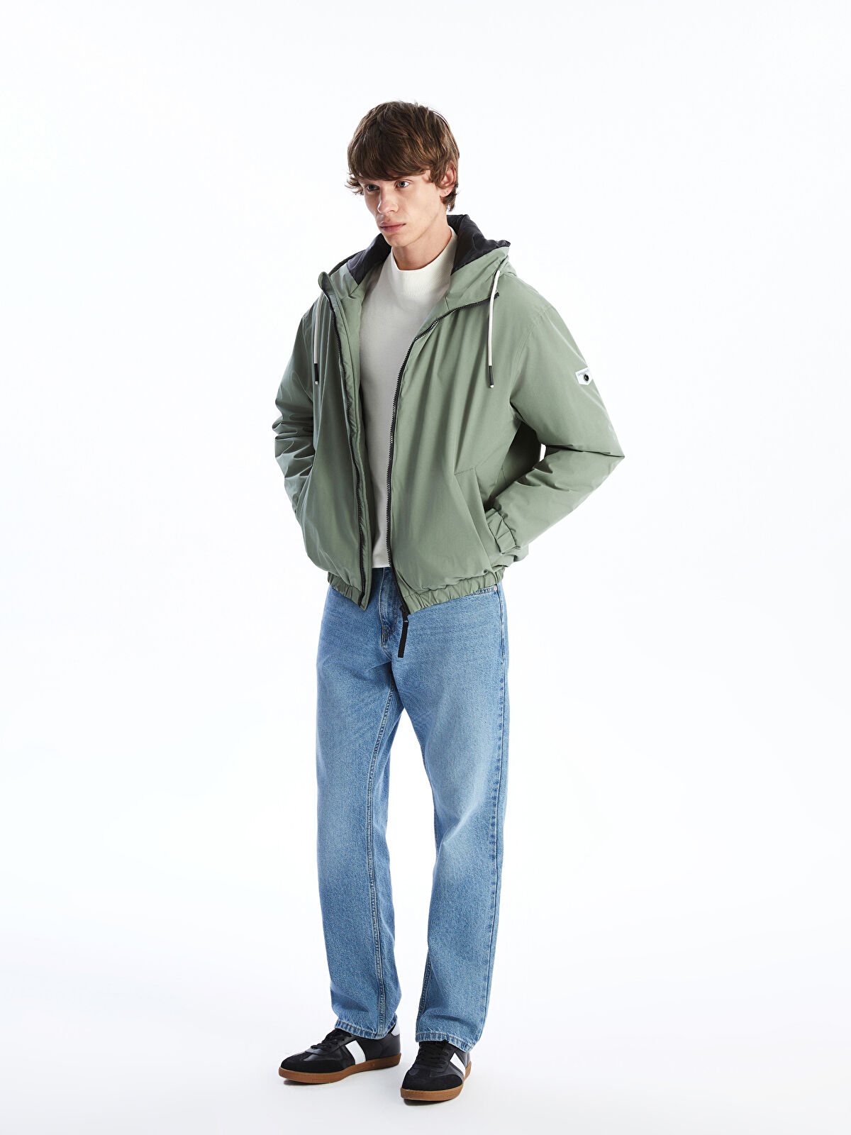 【SATIIIZ】Tail Hooded String Wind Jacket Wind jackets – Shapeit