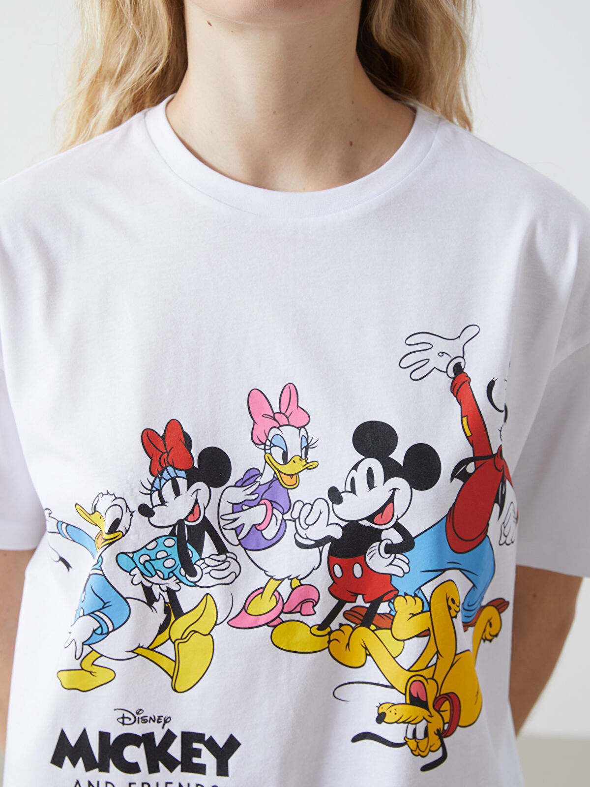 Crew Neck Mickey and Friends Printed Women's T-Shirt Crew Neck Mickey and Friends Printed Women's T-Shirt