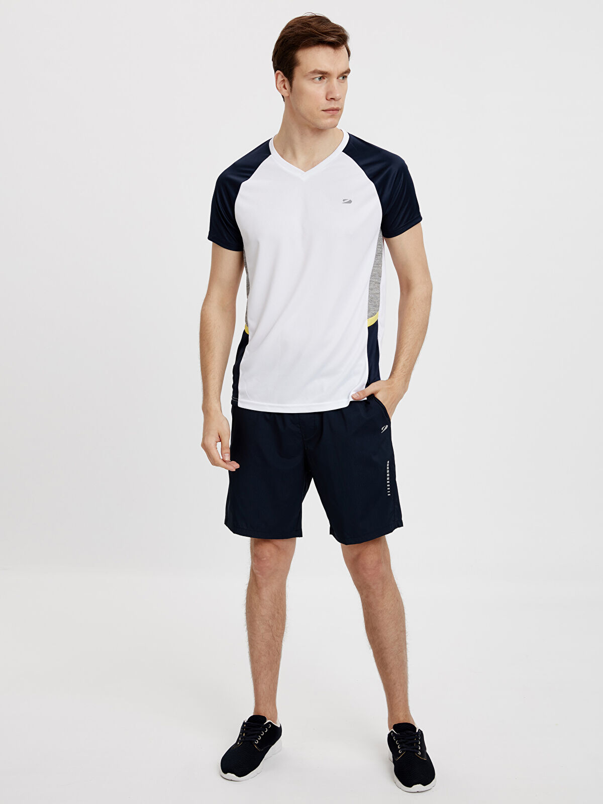 Man WHITE T-Shirt -8SD182Z8-E5X - 8SD182Z8-E5X - LC Waikiki