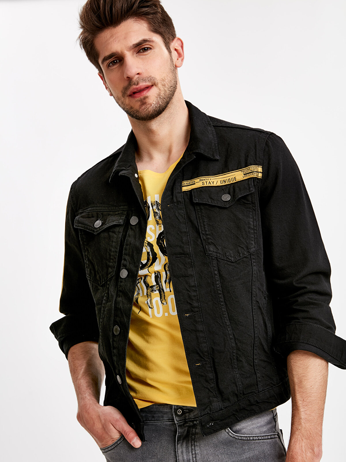 Amazon.com: Alonepat Spring Autumn Stitching Two-Color Men's Sets Yellow  And Red Denim Jacket + Stretch Pants 5877 Jacket S Jeans 28 : Clothing,  Shoes & Jewelry