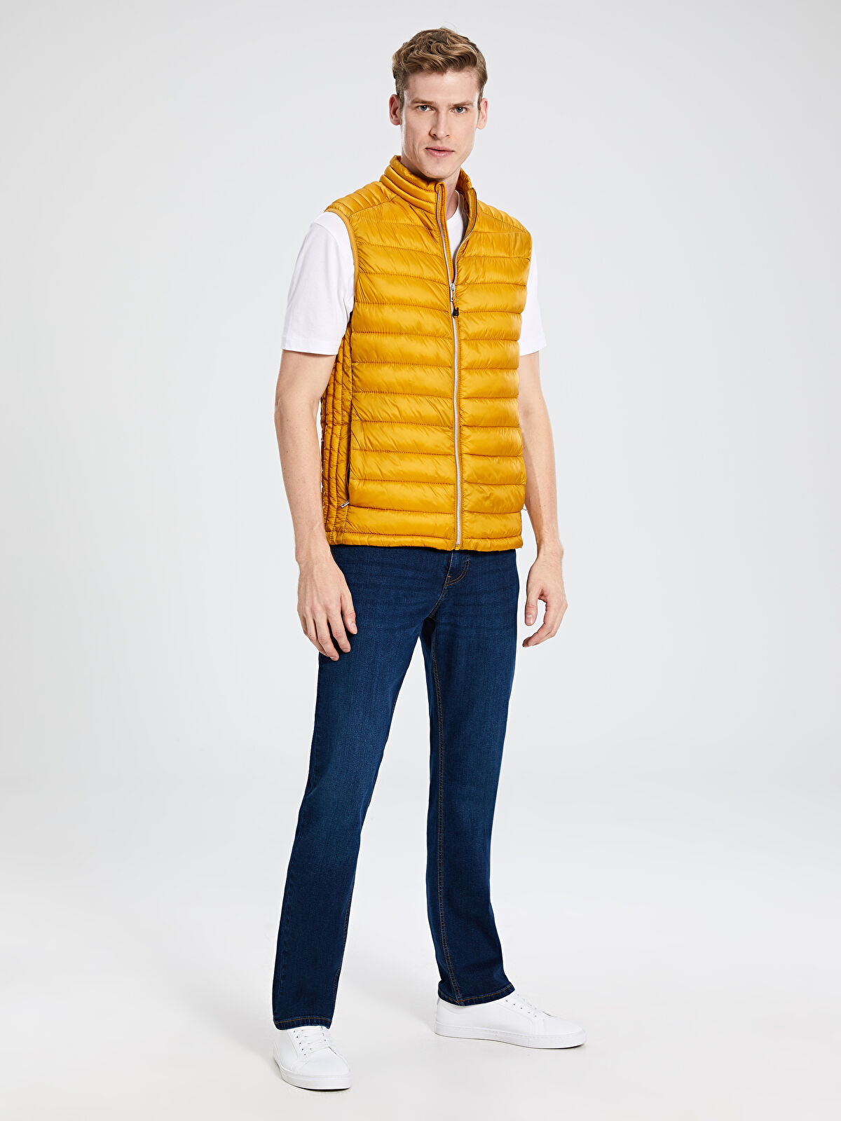 Neckband Puffer Vest -9W1847Z8-J5T - 9W1847Z8-J5T - LC Waikiki