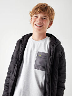 Пуховик с капюшоном для мальчиков