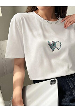 Trendseninle Kadın Beyaz Çift Heart Baskılı Oversize Tişört