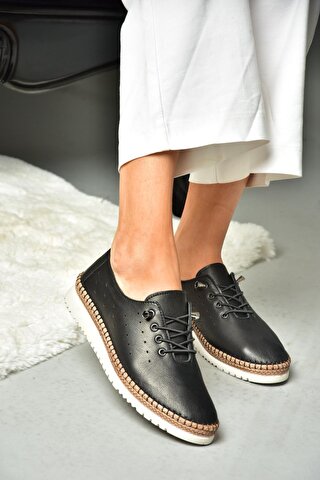 Fox Shoes P5555081 Siyah Kadın Ayakkabı