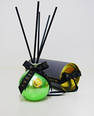 Missi Yılbaşı Özel Kutulu 230 cc Parlak Açık Yeşil Şişe Apple&Cinnamon Oda Kokusu Hediye Seti