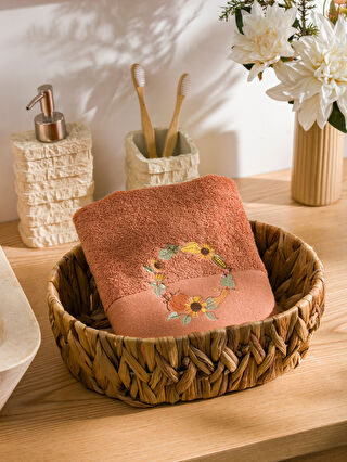 Flower Embroidery Face Towel 50x80 Cm -W4H211Z8-GFD - W4H211Z8-GFD - LC  Waikiki