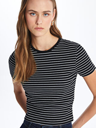 【SATIIIZ】Kaya Stripe Crop Short Sleeve T-shirt Kaya Stripe Crop Short Sleeve T-shirt - satiiiz