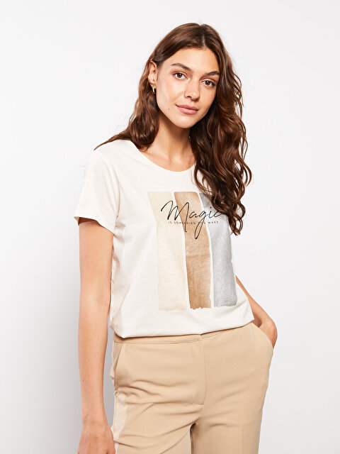 Хлопковая женская футболка с короткими рукавами и принтом - LC WAIKIKI