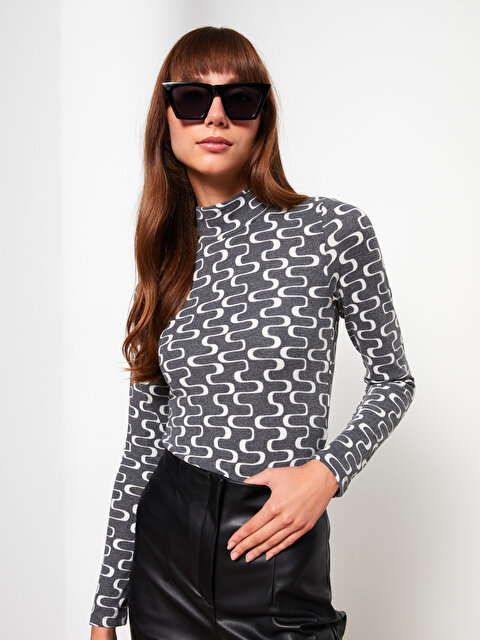 High Collar Patterned Long Sleeve Women's T-Shirt - LC WAIKIKI