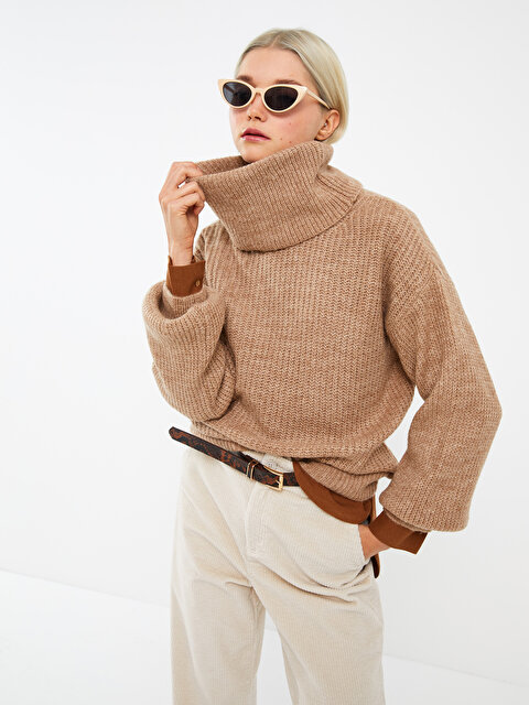 Женский трикотажный свитер с прямым воротником и длинными рукавами - LC WAIKIKI