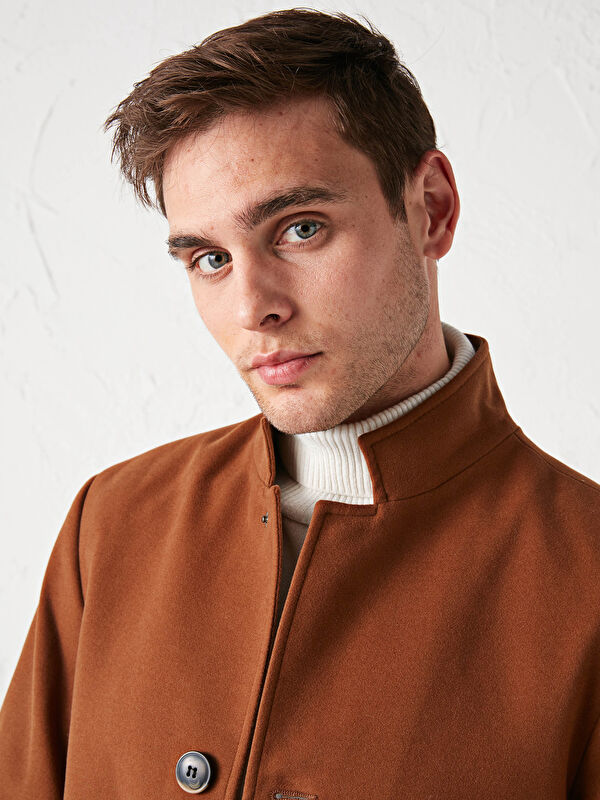 LCW CLASSIC Dik Yaka İnce Erkek Kaşe Kaban