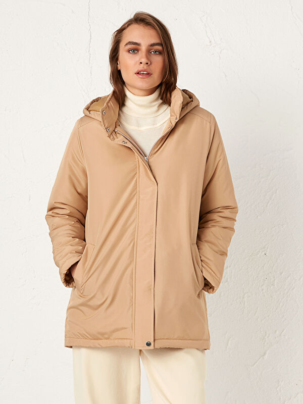 Kap&uuml;şonlu Kalın Parka - LC WAIKIKI