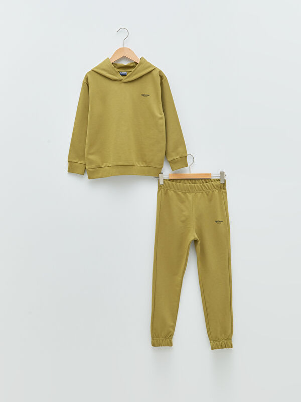 Kap&uuml;şonlu Baskılı Uzun Kollu Erkek &Ccedil;ocuk Sweatshirt ve Eşofman Altı - LC WAIKIKI