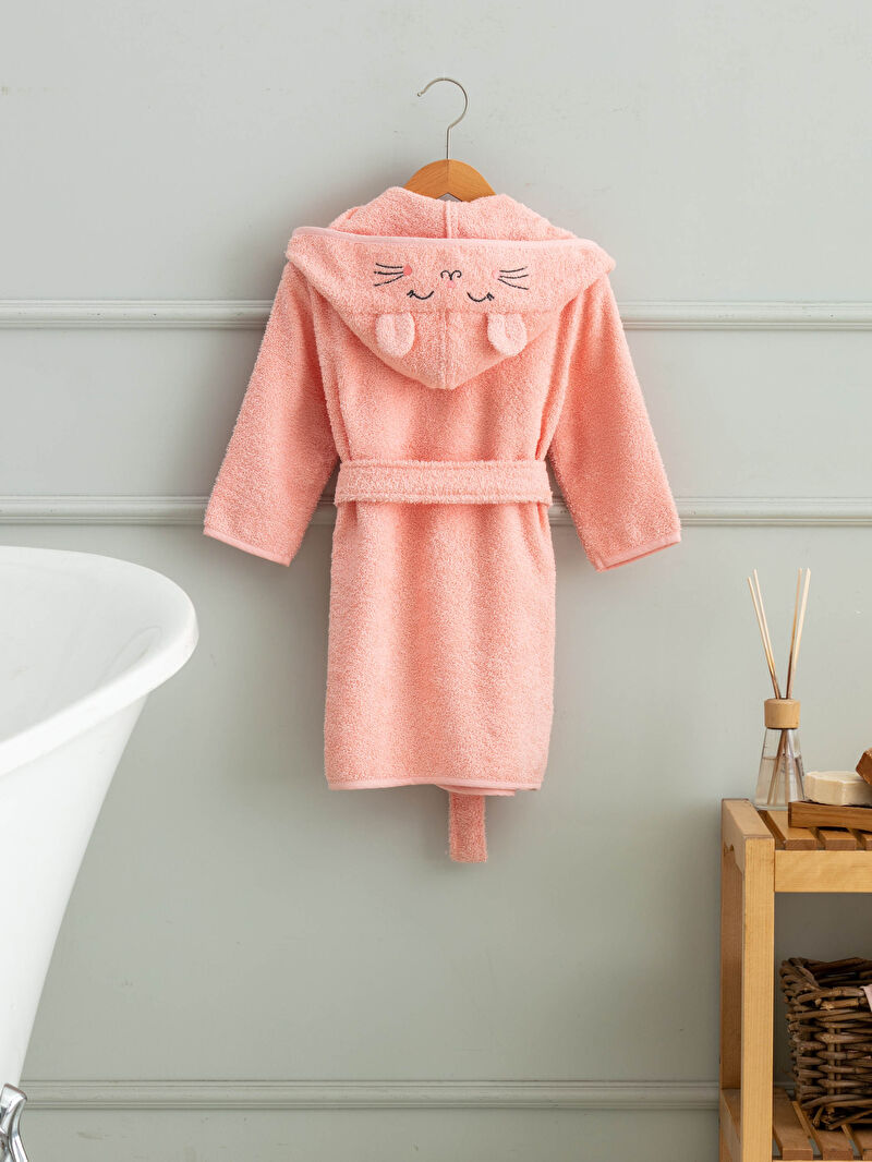 Pembe Kapüşonlu Kız Bebek Bornoz LC Waikiki Pembe Kapüşonlu Kız Bebek Bornoz LC Waikiki