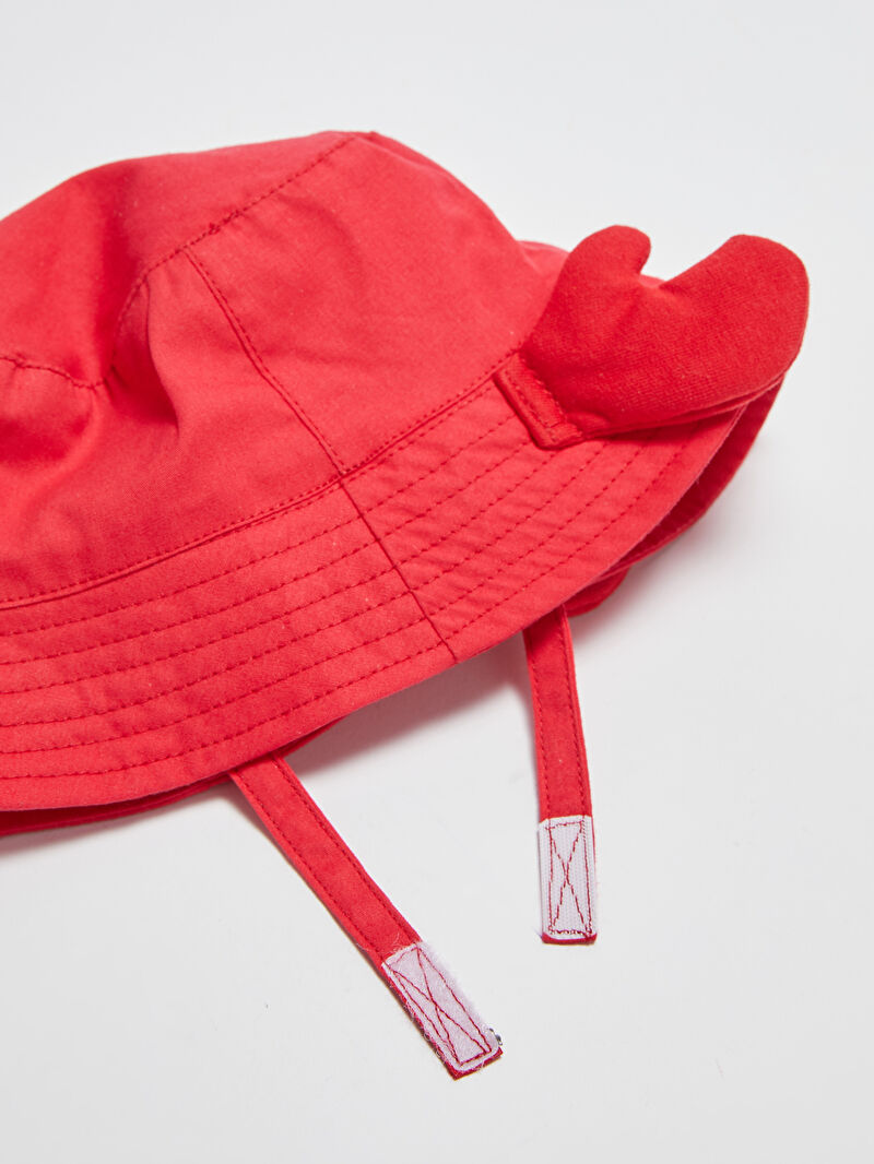Kırmızı Baskılı Erkek Bebek Kova Şapka LC Waikiki Kırmızı Baskılı Erkek Bebek Kova Şapka LC Waikiki