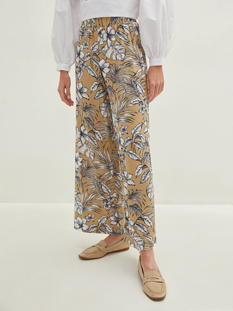 Bej Modest Beli Lastikli Cicekli Rahat Kalip Kadin Palazzo Pantolon Lc Waikiki