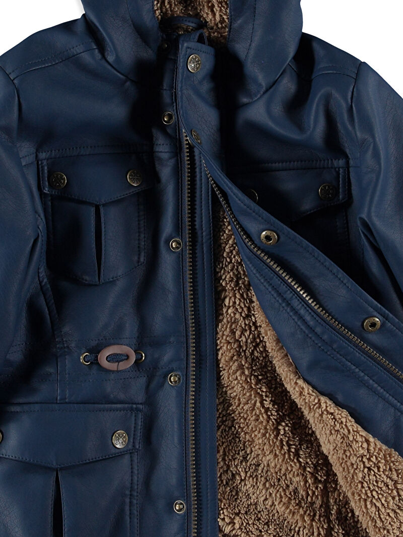 Lacivert Kapüşonlu Deri Görünümlü Erkek Çocuk Ceket LC Lacivert Kapüşonlu Deri Görünümlü Erkek Çocuk Ceket LC