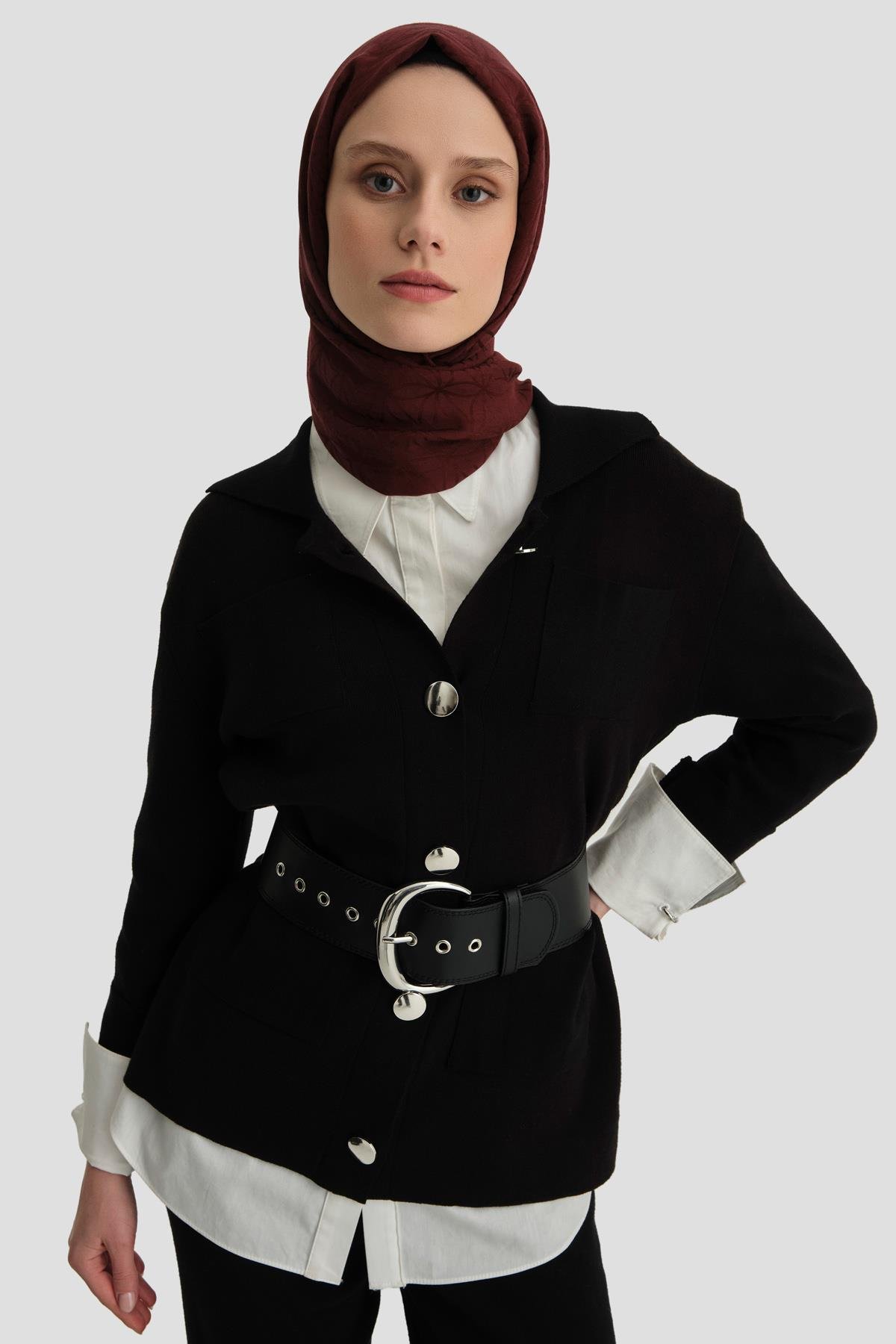 ARMİNE Metal Düğmeli Triko Takım 24Kd4212 Siyah görsel 2