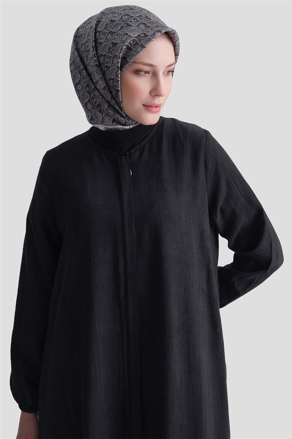 ARMİNE Fırfırlı Basic Ferace Siyah görsel 4