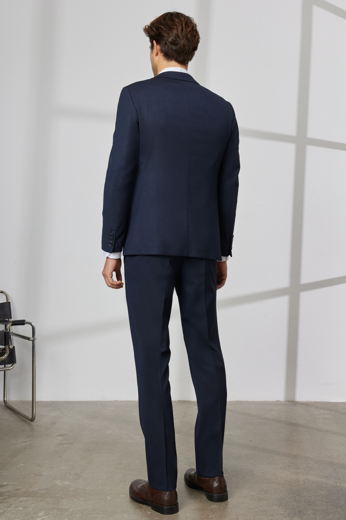 Altınyıldız Classics Erkek Koyu Lacivert Slim Fit Dar Kesim Mono Yaka Desenli Yelekli Takım Elbise görsel 2