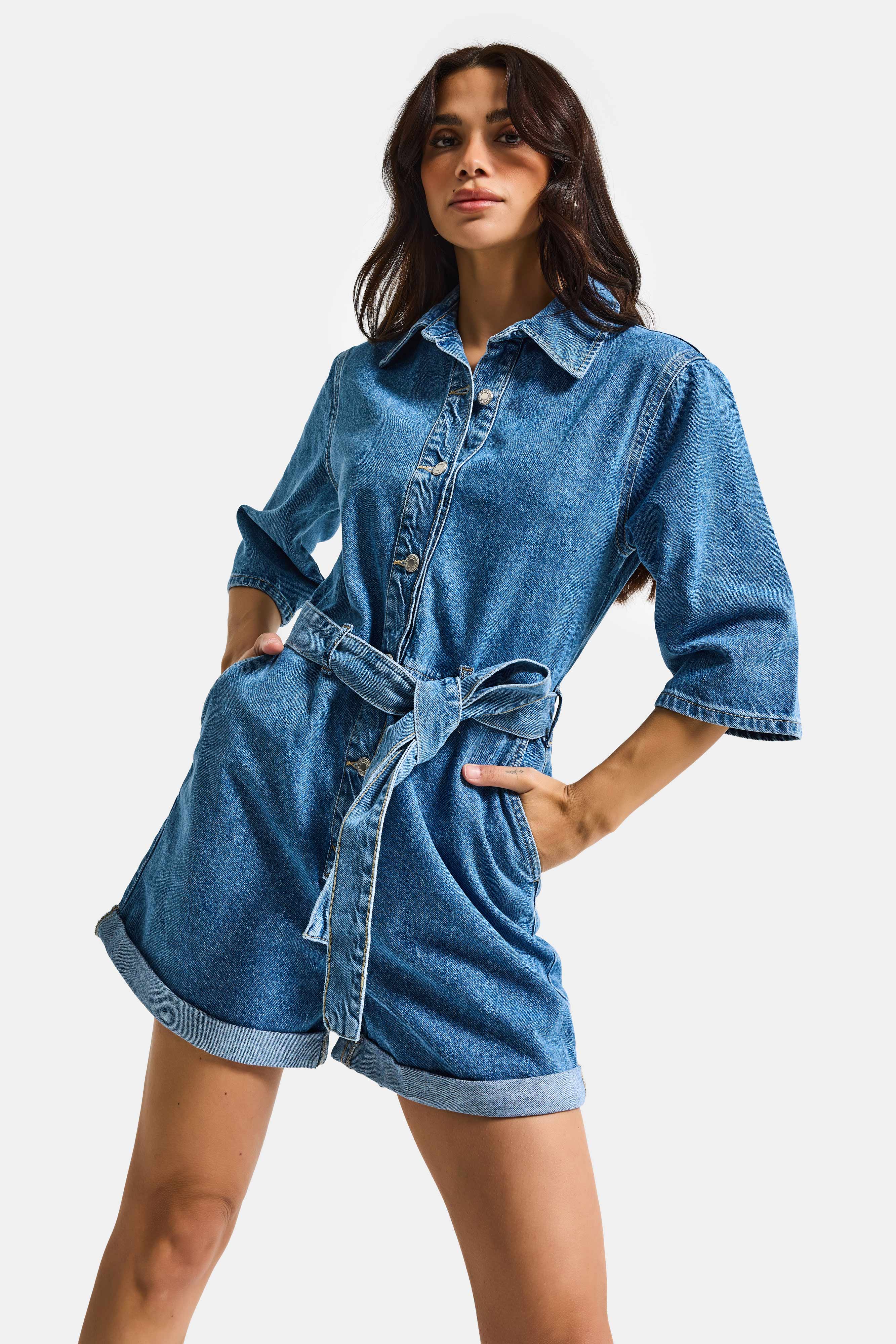 It's Basic Kadın Mavi 1s6-4 Straight Kemer ve Düğme Detaylı Denim Tulum Şort
