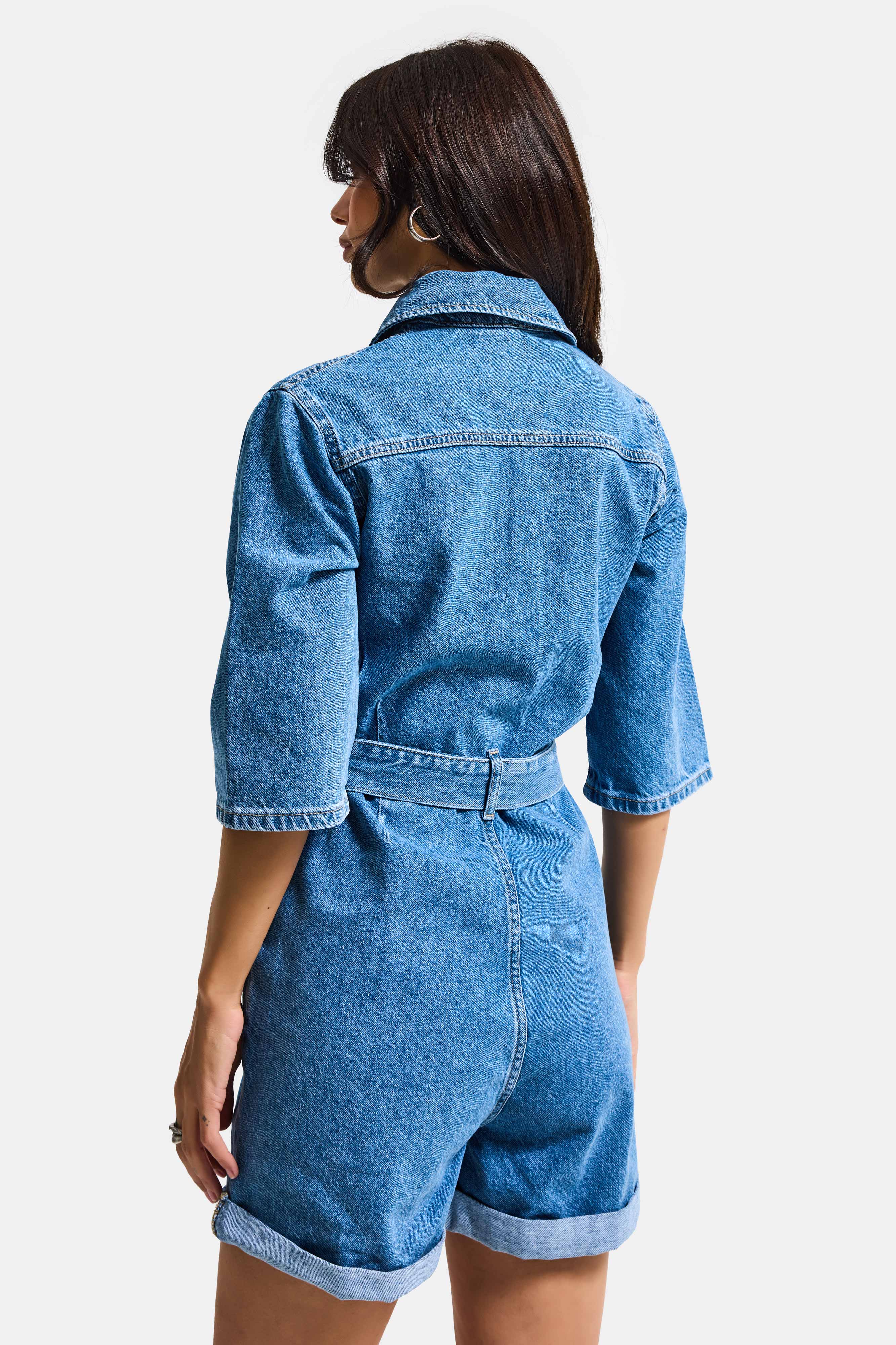 It's Basic Kadın Mavi 1s6-4 Straight Kemer ve Düğme Detaylı Denim Tulum Şort görsel 3