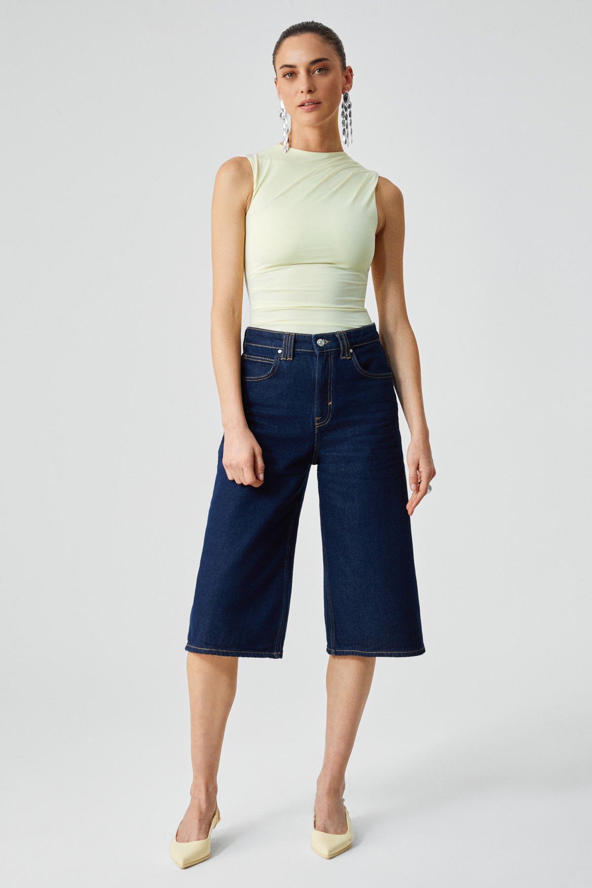 ETHIQUET CANISA Kadın Slim Fit Sıfır Kol Yuvarlak Yaka Düz Renk SARI Atlet görsel 2